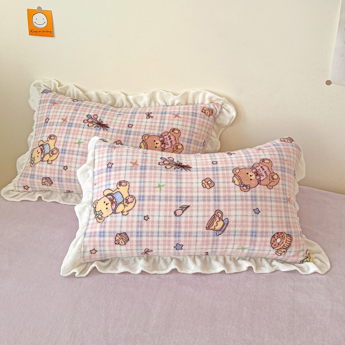 91家纺网 家纺一手货源 找家纺 （总）眷恋家纺 2025新款高克重牛奶绒花边枕套枕头套