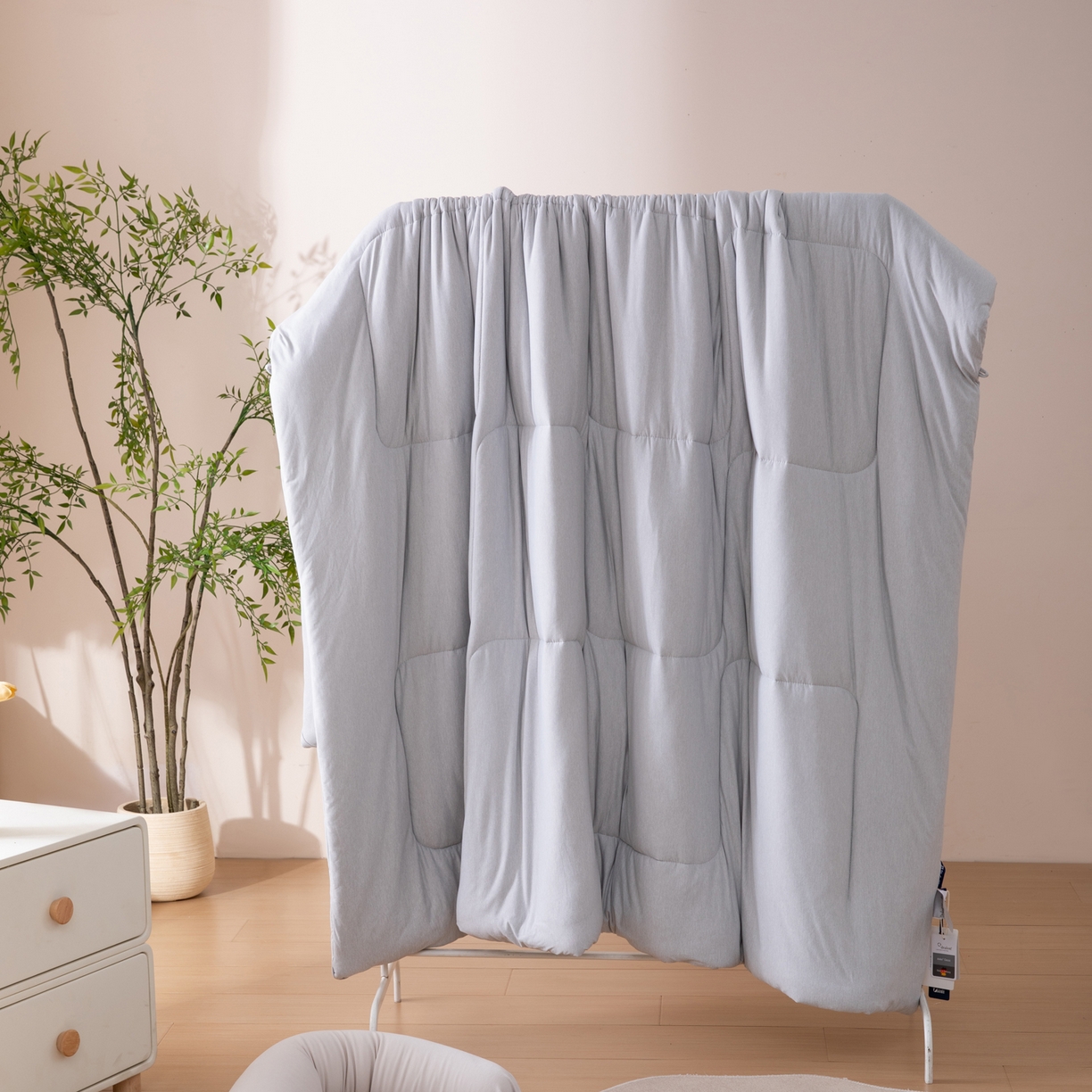 91家纺网 家纺一手货源 找家纺 LADYCOCO可可家居 2025新款LULU恒温水洗德绒被被子被芯 雅士灰