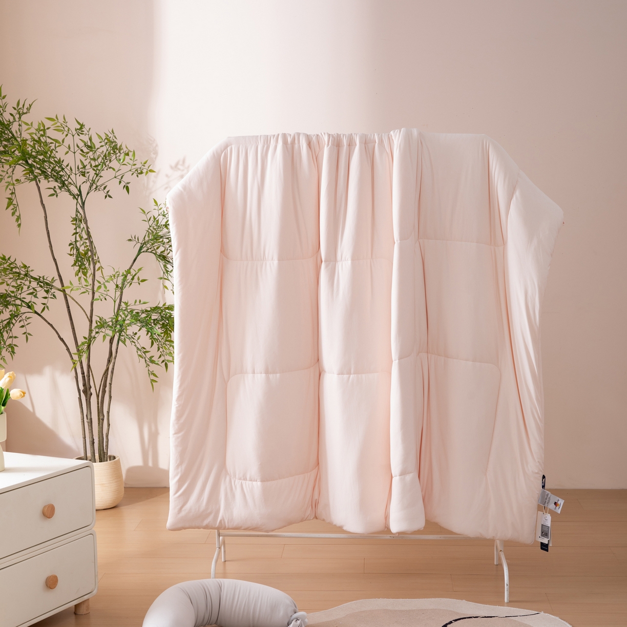 91家纺网 家纺一手货源 找家纺 LADYCOCO可可家居 2025新款LULU恒温水洗德绒被被子被芯 奶酪色