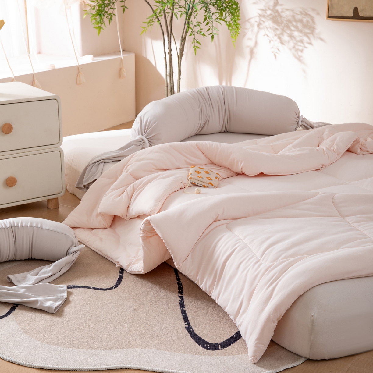 91家纺网 家纺一手货源 找家纺 LADYCOCO可可家居 2025新款LULU恒温水洗德绒被被子被芯 奶酪色