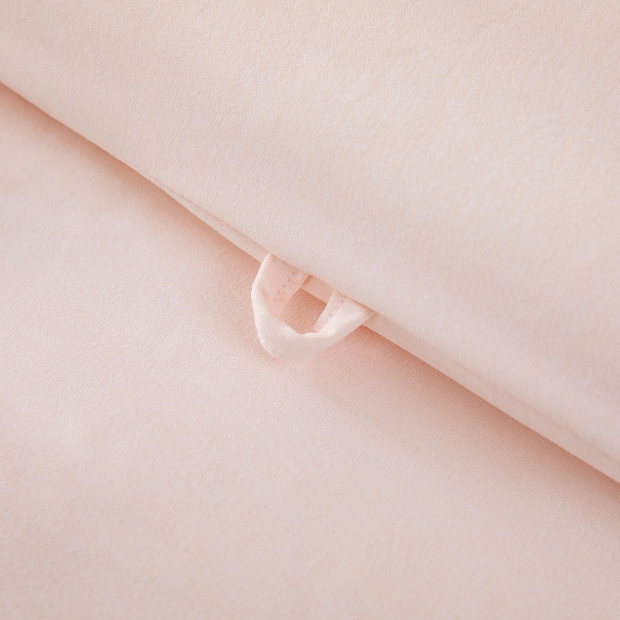 91家纺网 家纺一手货源 找家纺 LADYCOCO可可家居 2025新款LULU恒温水洗德绒被被子被芯 奶酪色