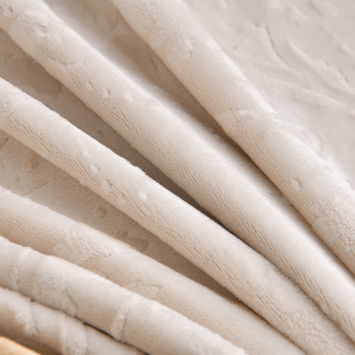 91家纺网 家纺一手货源 找家纺 星窝家纺 2025新款雕花绒床盖四件套 控价标准139（直播拼多多淘宝）灵动奶白+咖