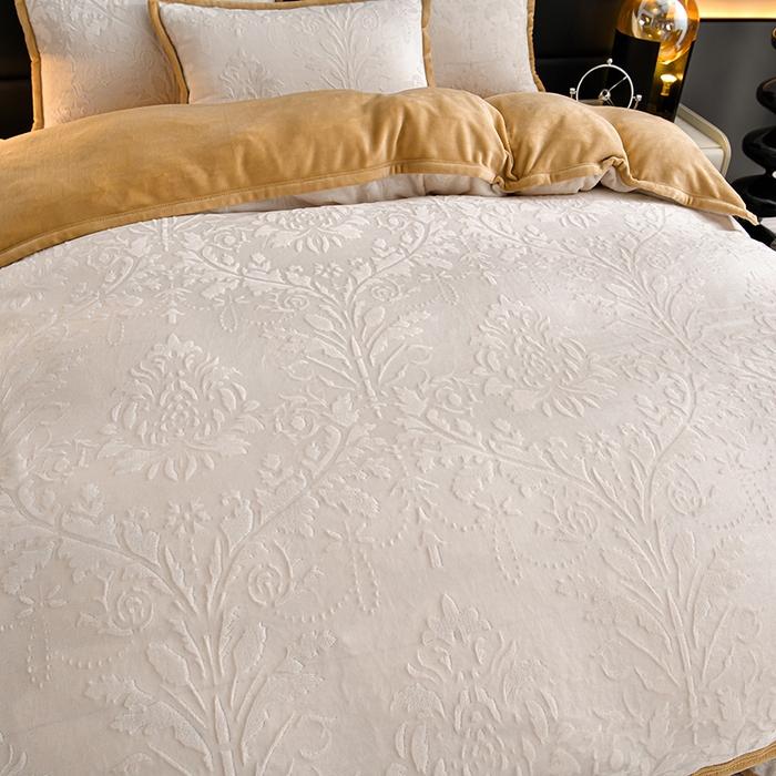 91家纺网 家纺一手货源 找家纺 星窝家纺 2025新款雕花绒床盖四件套 控价标准139（直播拼多多淘宝）灵动奶白+咖