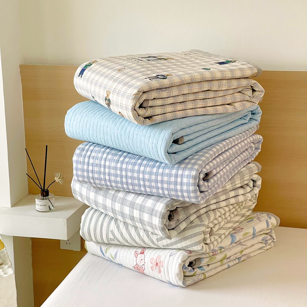 91家纺网 家纺一手货源 找家纺 （总）春皖家纺 2025新款A类棉加绒多功能床盖