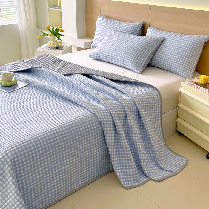 91家纺网 家纺一手货源 找家纺 春皖家纺 2025新款A类棉加绒多功能床盖 慕心蓝