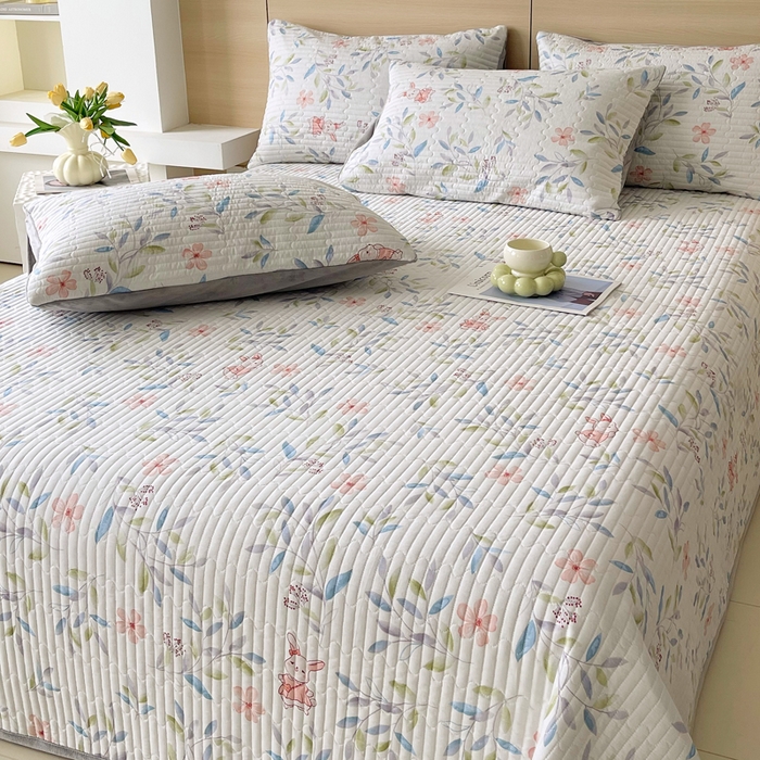 91家纺网 家纺一手货源 找家纺 春皖家纺 2025新款A类棉加绒多功能床盖 扶绿花园