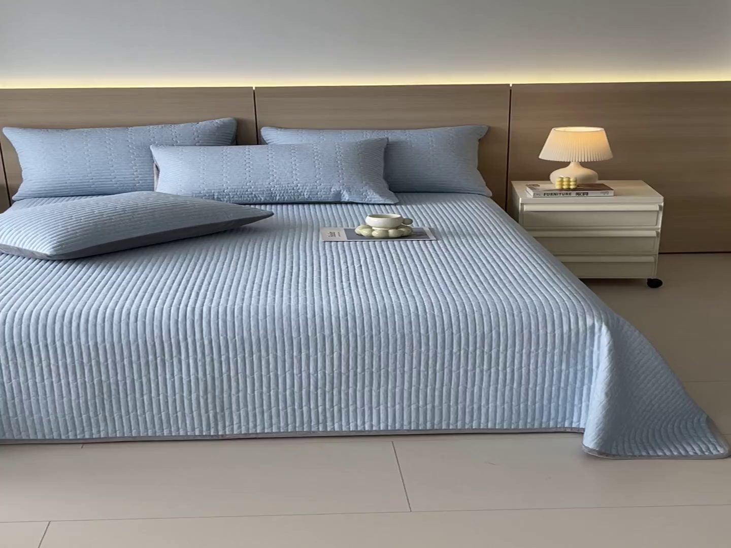 91家纺网 家纺一手货源 找家纺 春皖家纺 2025新款A类棉加绒多功能床盖 流星雨