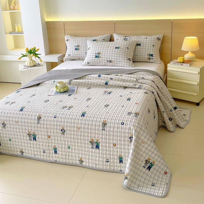 91家纺网 家纺一手货源 找家纺 春皖家纺 2025新款A类棉加绒多功能床盖 小熊乐园