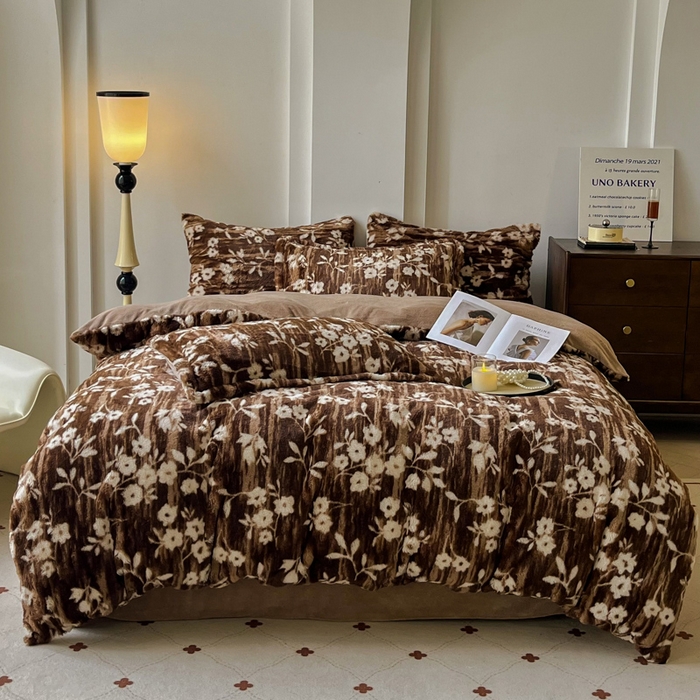 91家纺网 家纺一手货源 找家纺 （总）梦莱斯 2025新款亲肤舒适兔毛印花牛奶绒保暖四件套一美拉德系