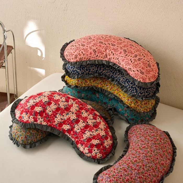 91家纺网 家纺一手货源 找家纺 明星枕业 2025新款全棉磨毛荞麦枕头枕芯花边饺子形枕全荞麦壳月牙护颈枕枕头枕芯 组合图