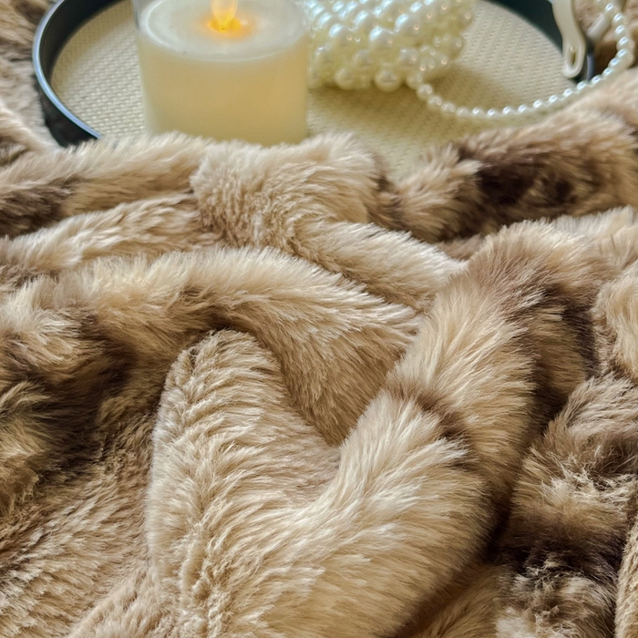 91家纺网 家纺一手货源 找家纺 梦莱斯 2025新款亲肤舒适兔毛印花牛奶绒保暖四件套一美拉德系 花影棕