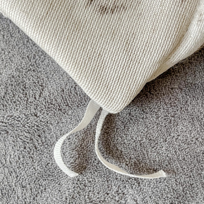 91家纺网 家纺一手货源 找家纺 梦莱斯 2025新款亲肤舒适兔毛印花牛奶绒保暖四件套一美拉德系 灰色树枝