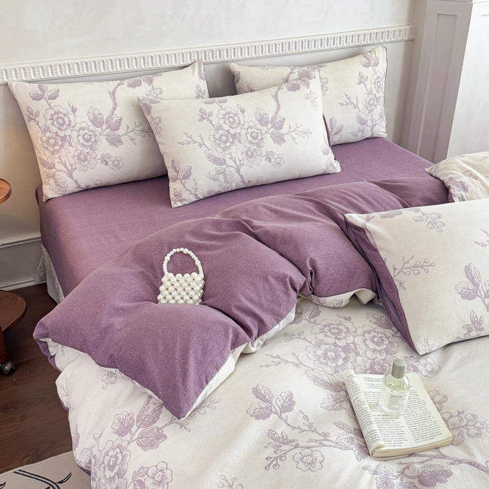 91家纺网 家纺一手货源 找家纺 佑佳家纺 2025新款复古印花亚麻双层纱花边被套枕套三件套 紫韵