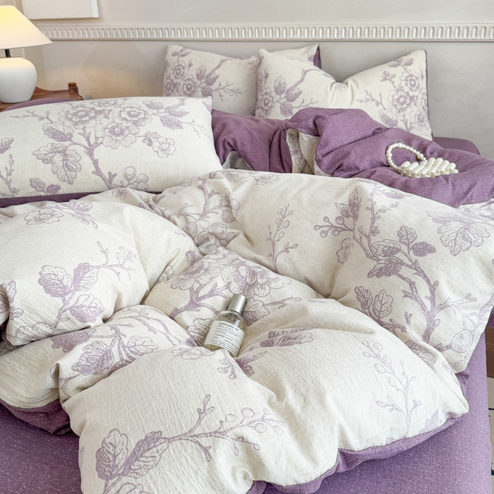 91家纺网 家纺一手货源 找家纺 佑佳家纺 2025新款复古印花亚麻双层纱花边被套枕套三件套 紫韵