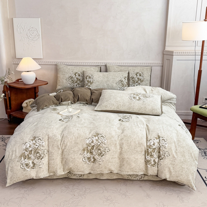 91家纺网 家纺一手货源 找家纺 佑佳家纺 2025新款复古印花亚麻双层纱花边被套枕套三件套 青萝