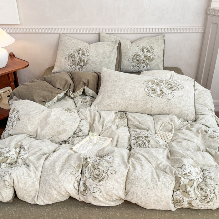 91家纺网 家纺一手货源 找家纺 佑佳家纺 2025新款复古印花亚麻双层纱花边被套枕套三件套 青萝