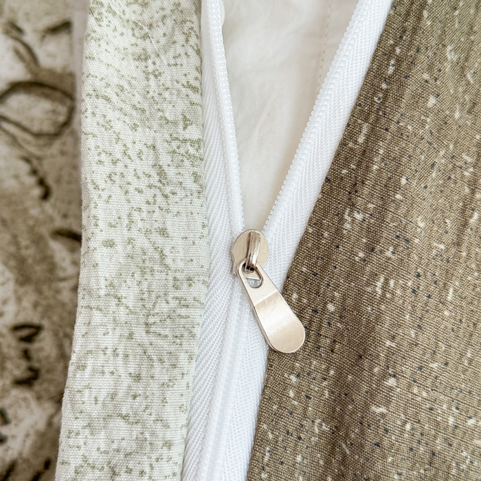 91家纺网 家纺一手货源 找家纺 佑佳家纺 2025新款复古印花亚麻双层纱花边被套枕套三件套 青萝