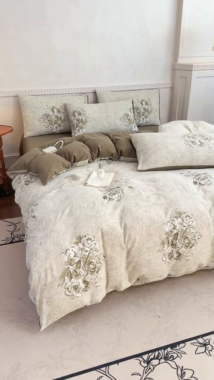 91家纺网 家纺一手货源 找家纺 佑佳家纺 2025新款复古印花亚麻双层纱花边被套枕套三件套 青萝