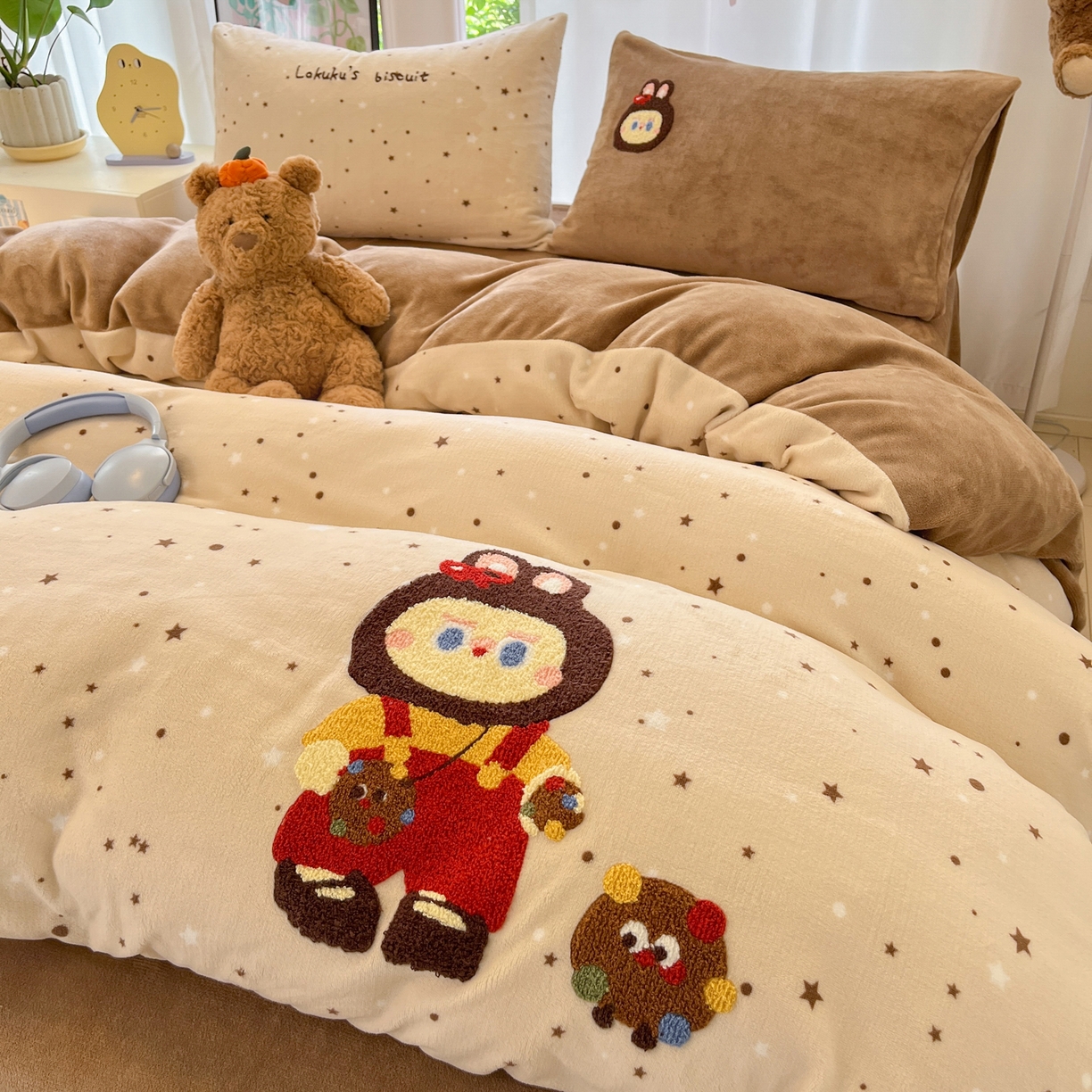 如一 2025新款卡通毛巾绣系列牛奶绒四件套 拉布饼干