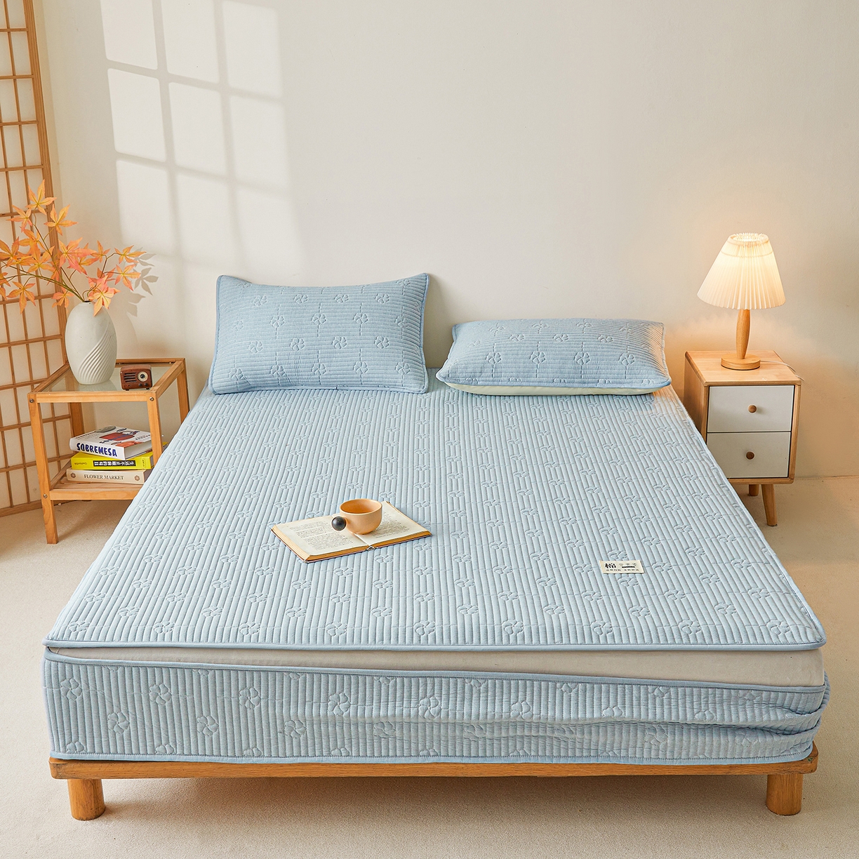 91家纺网 家纺一手货源 找家纺 伊人坊 2025新款全棉水洗棉六面全包床笠床垫保护套拉链床笠 小幸运-雾蓝