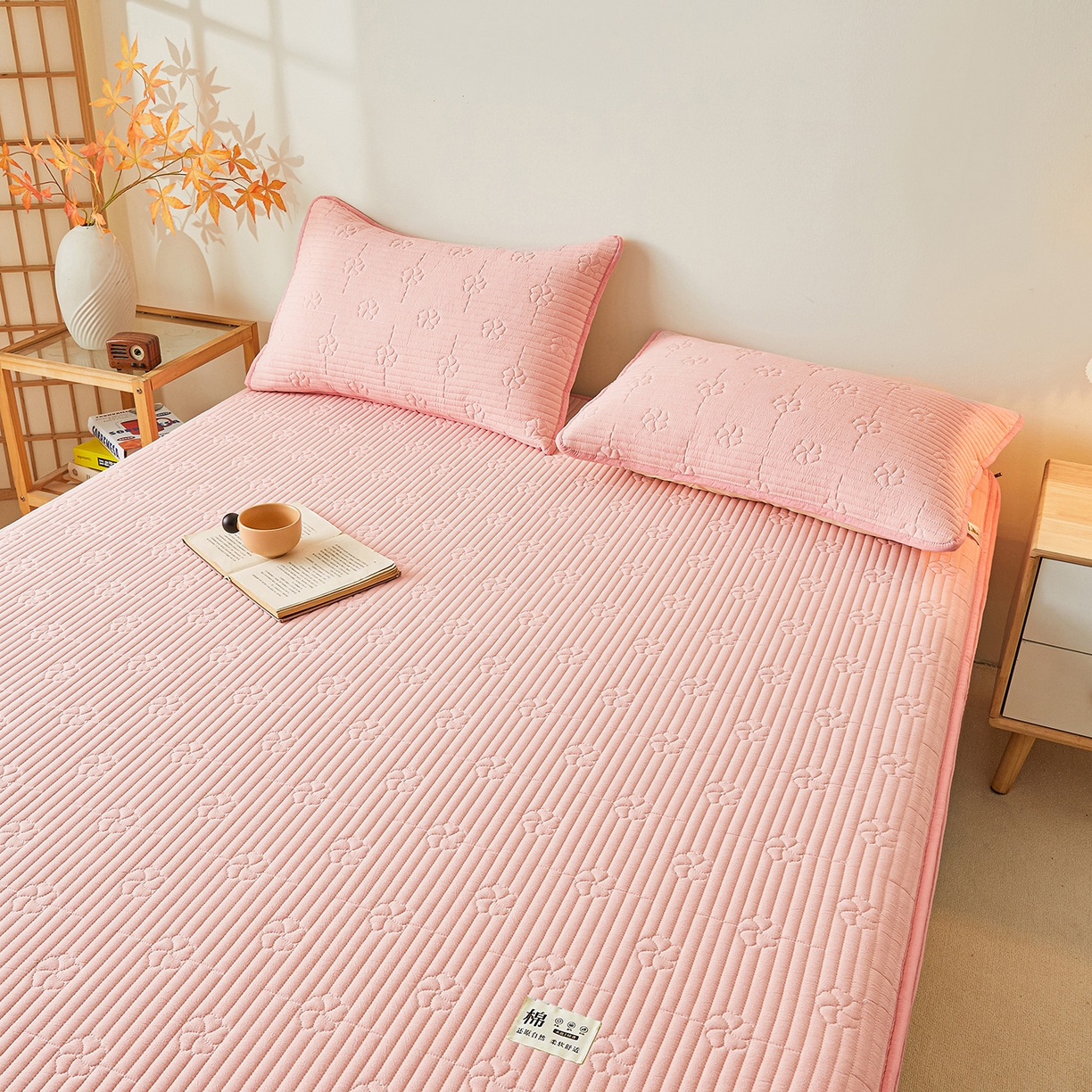 91家纺网 家纺一手货源 找家纺 伊人坊 2025新款全棉水洗棉六面全包床笠床垫保护套拉链床笠 小幸运-香玉