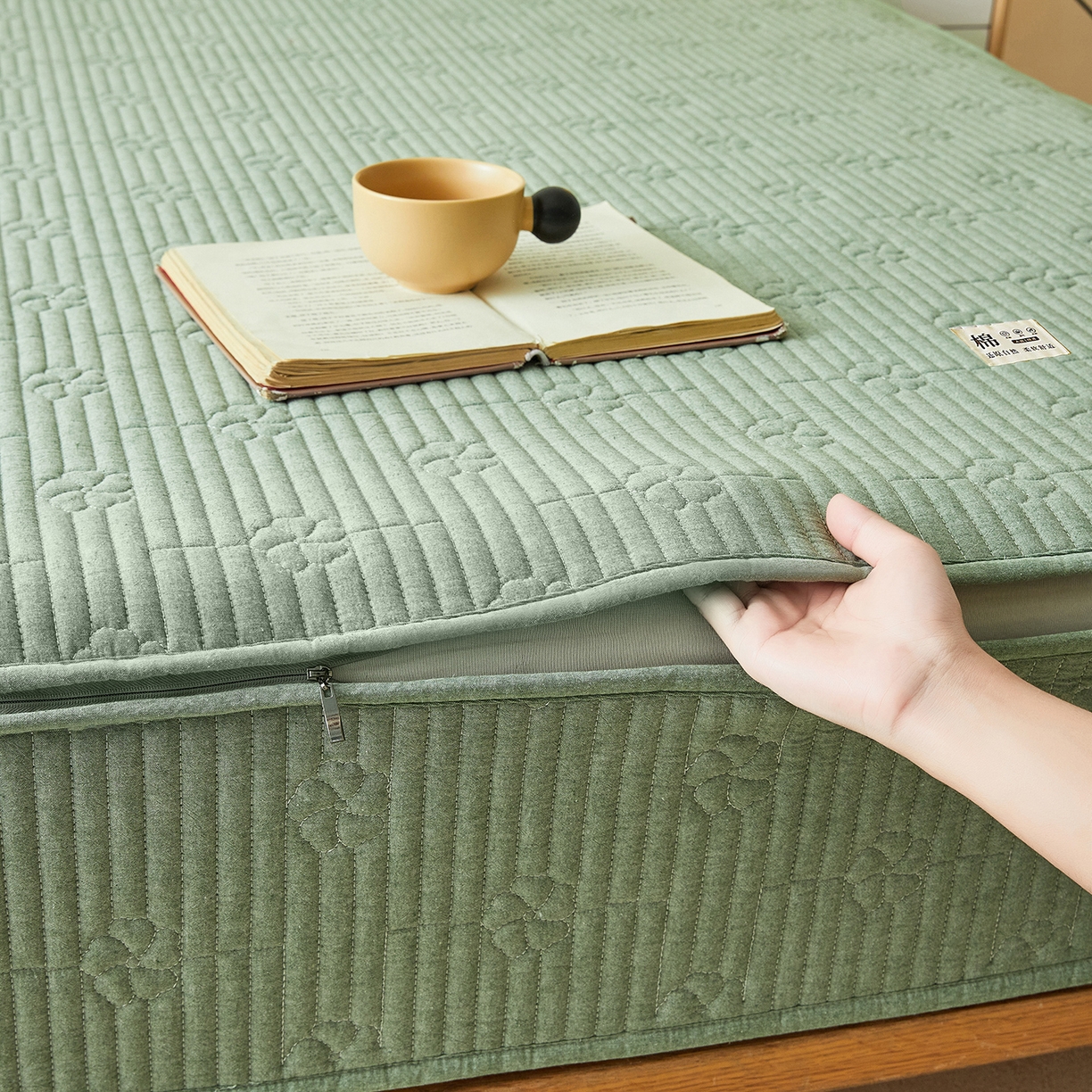 91家纺网 家纺一手货源 找家纺 伊人坊 2025新款全棉水洗棉六面全包床笠床垫保护套拉链床笠 小幸运-果绿