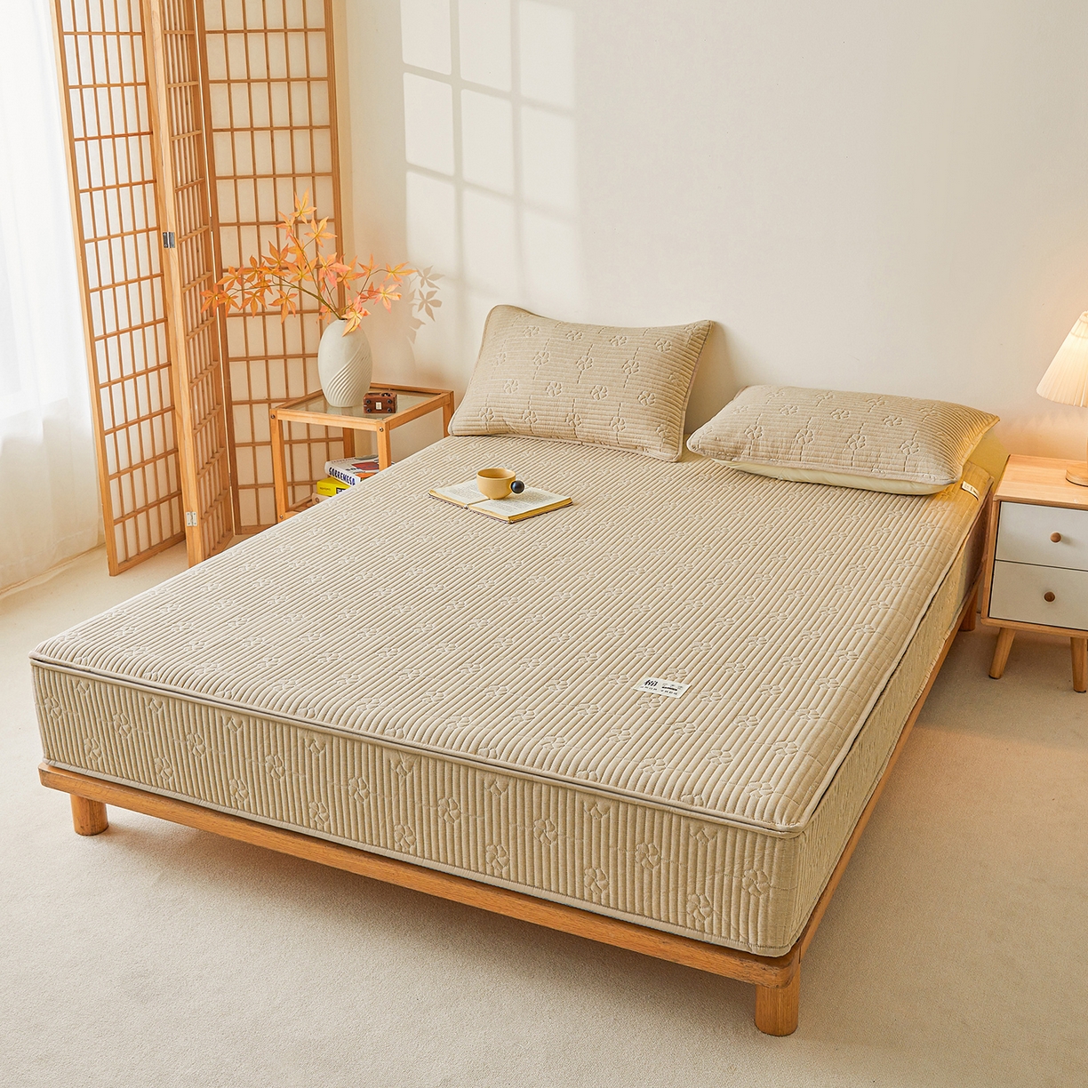 91家纺网 家纺一手货源 找家纺 伊人坊 2025新款全棉水洗棉六面全包床笠床垫保护套拉链床笠 小幸运-卡其