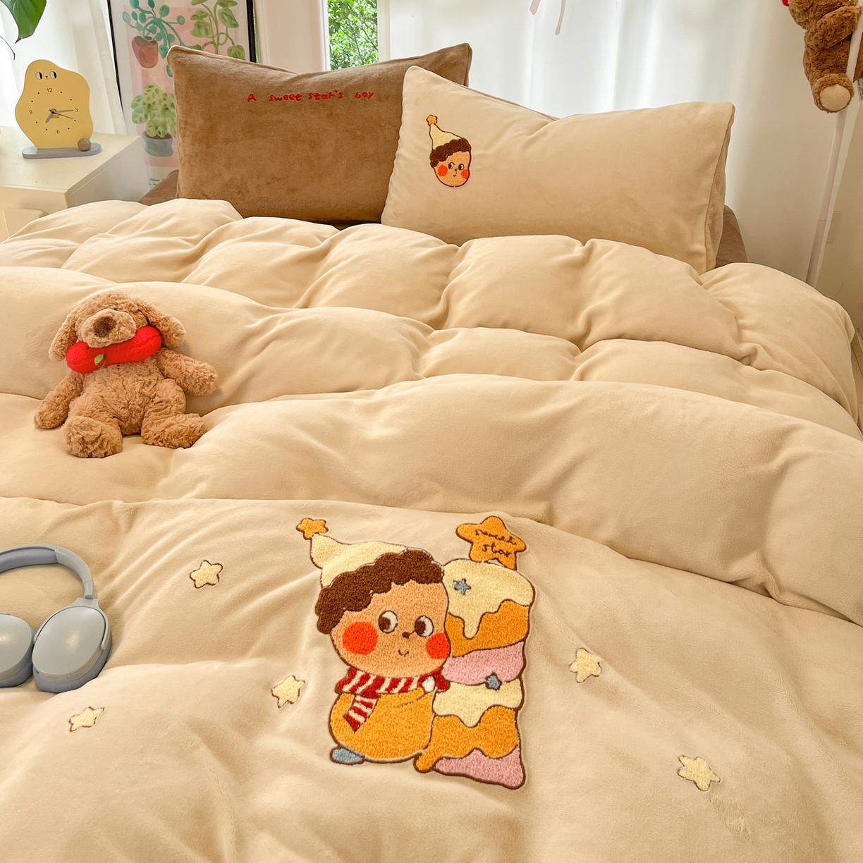 91家纺网 家纺一手货源 找家纺 如一 2025新款卡通毛巾绣系列牛奶绒四件套 星星派对