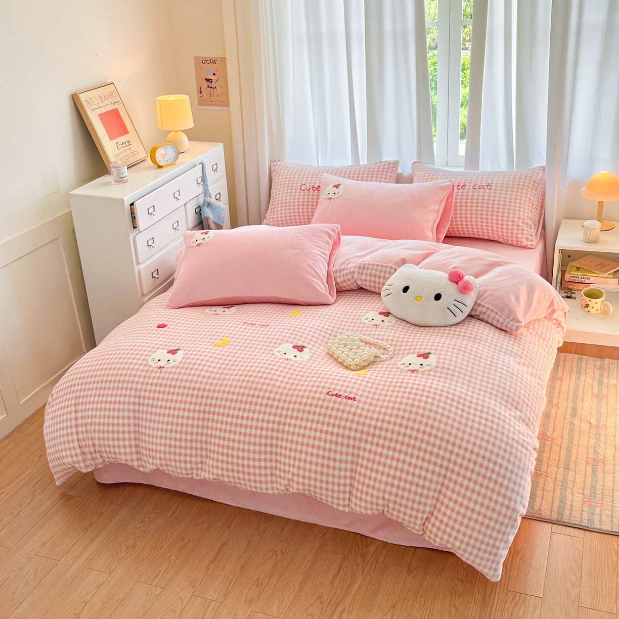 91家纺网 家纺一手货源 找家纺 如一 2025新款卡通毛巾绣系列牛奶绒四件套 星月猫咪