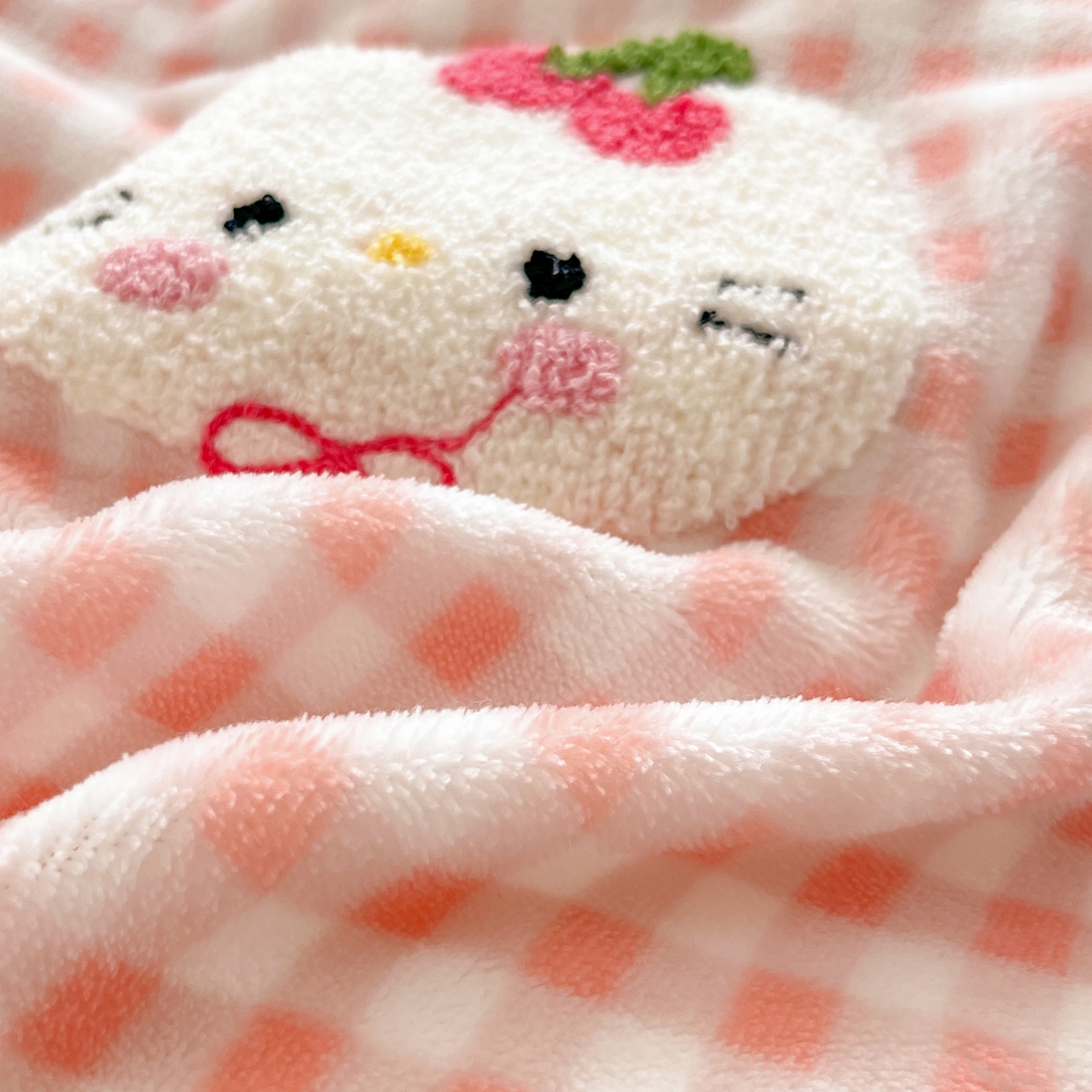 91家纺网 家纺一手货源 找家纺 如一 2025新款卡通毛巾绣系列牛奶绒四件套 星月猫咪