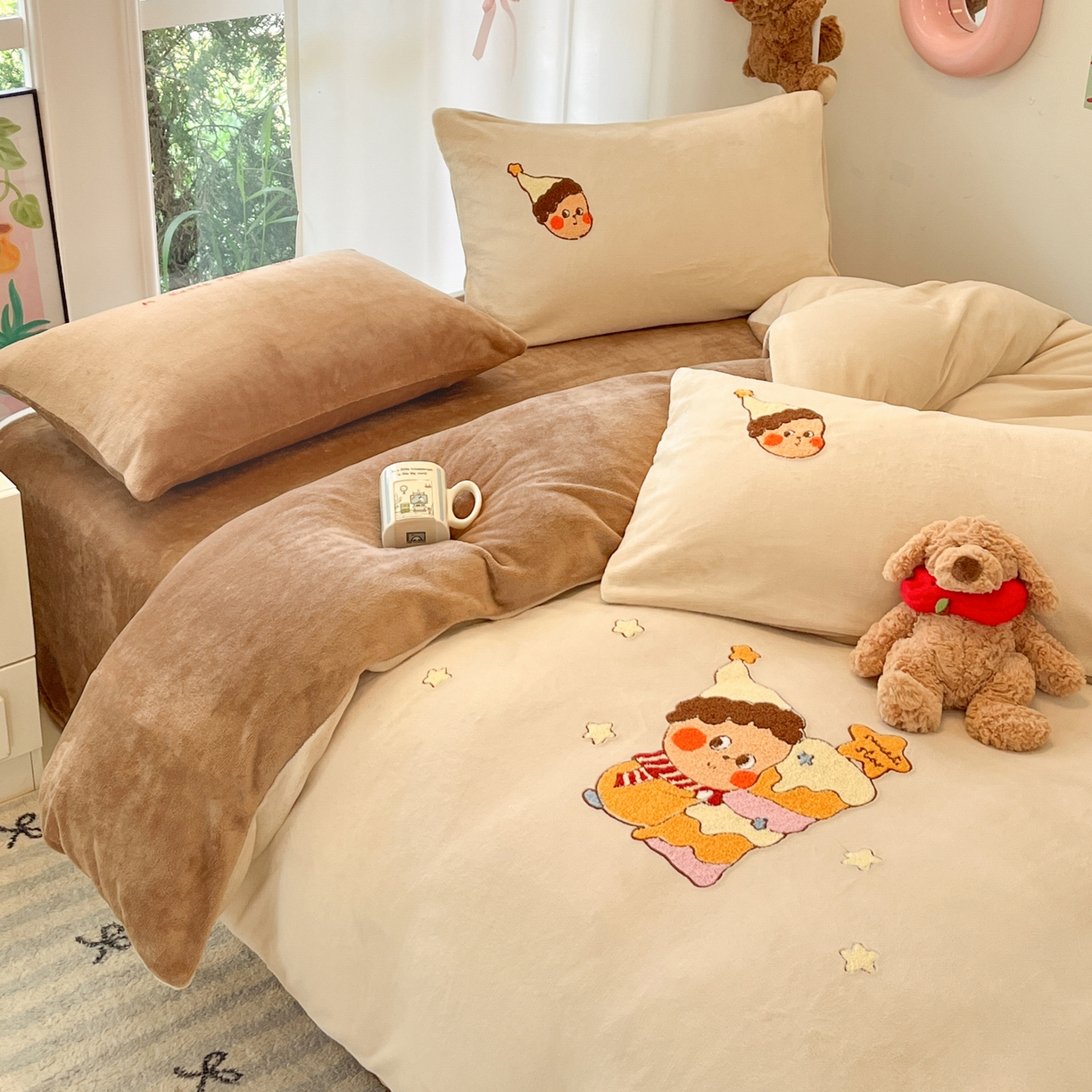 91家纺网 家纺一手货源 找家纺 如一 2025新款卡通毛巾绣系列牛奶绒四件套 星星派对