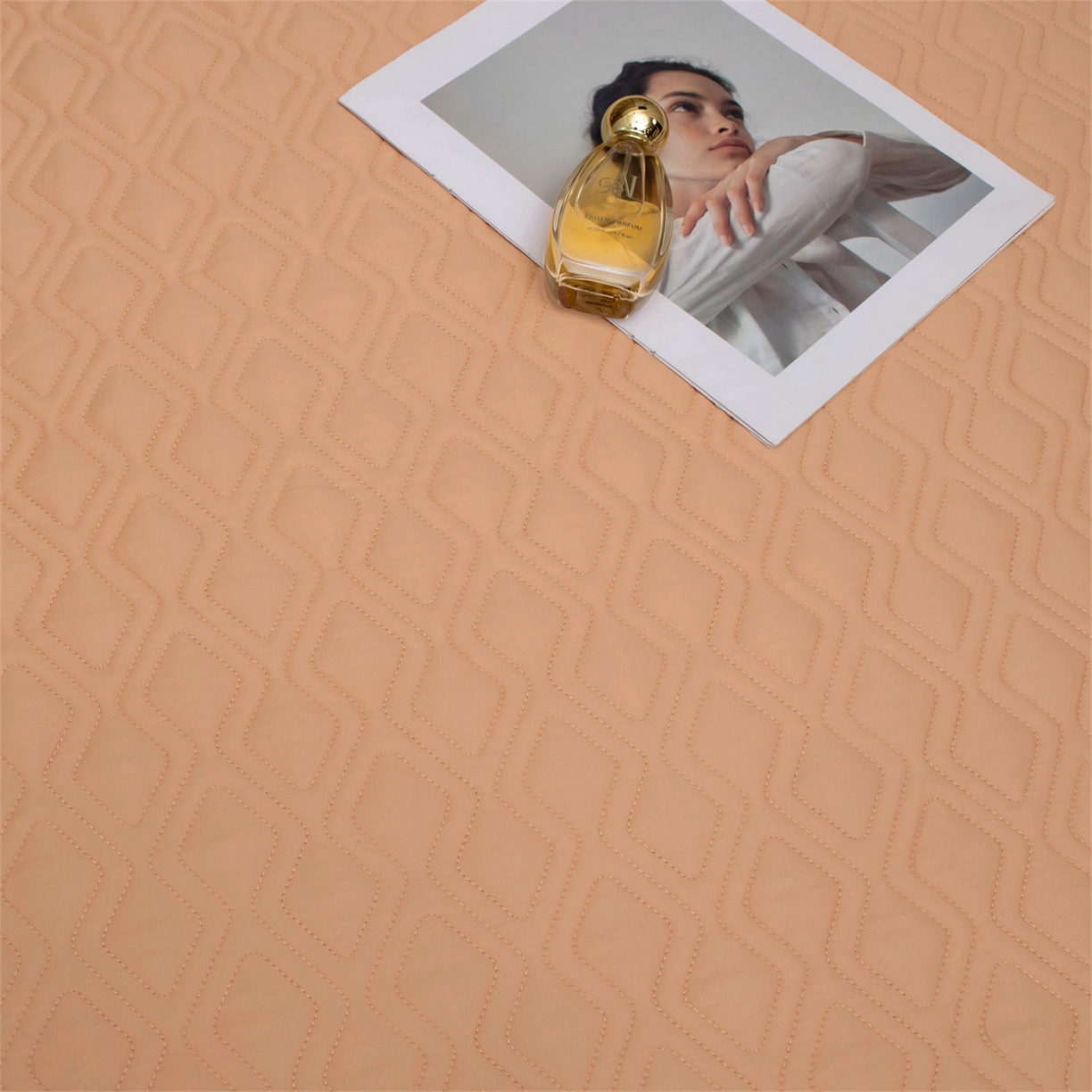 91家纺网 家纺一手货源 找家纺 OL家纺 2025新款天丝棉色织大提花四件套系列 派对时光