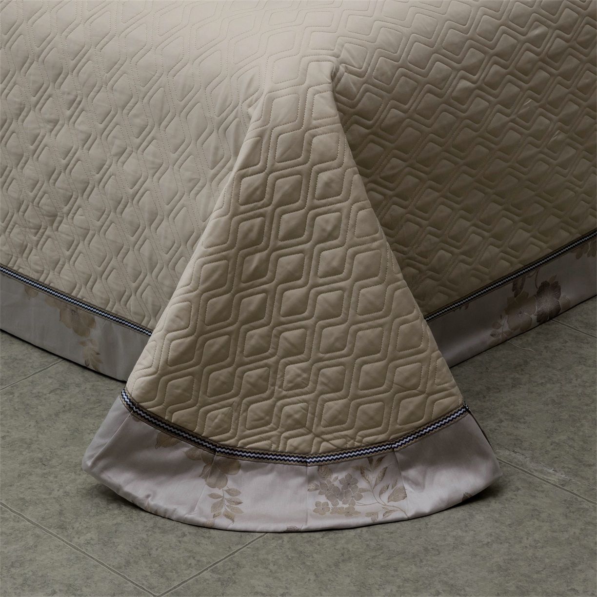 91家纺网 家纺一手货源 找家纺 OL家纺 2025新款天丝棉色织大提花四件套系列 绯色时空-棕