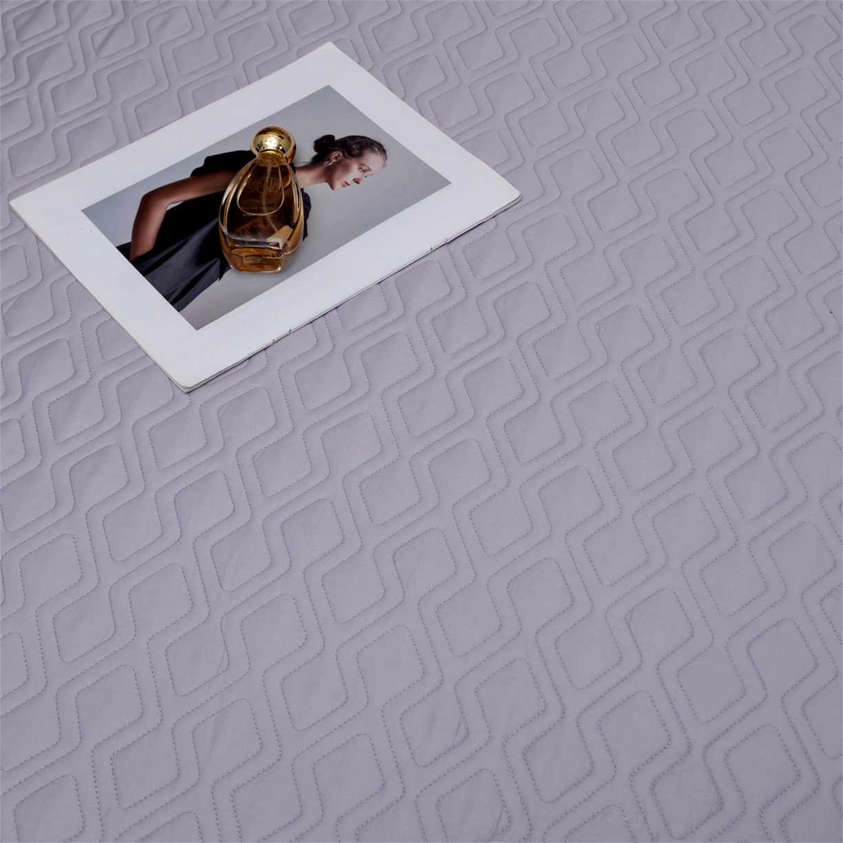 91家纺网 家纺一手货源 找家纺 OL家纺 2025新款天丝棉色织大提花四件套系列 绯色时空-紫