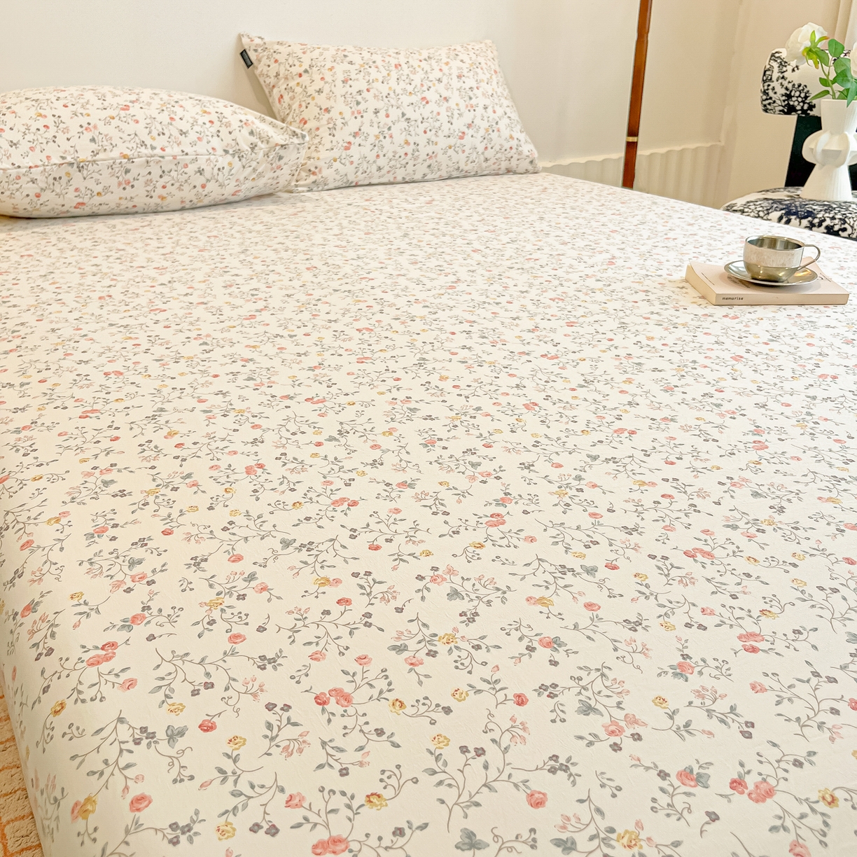 91家纺网 家纺一手货源 找家纺 多乐家纺 2025新款韩系花卉加厚舒柔棉印花单床笠 床笠三件套 玫瑰