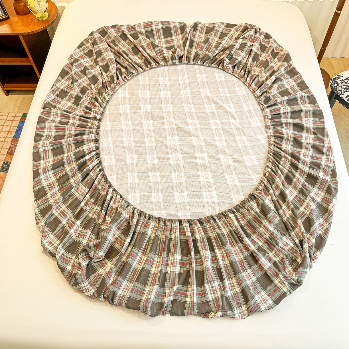 91家纺网 家纺一手货源 找家纺 多乐家纺 2025新款韩系花卉加厚舒柔棉印花单床笠 床笠三件套 山野红