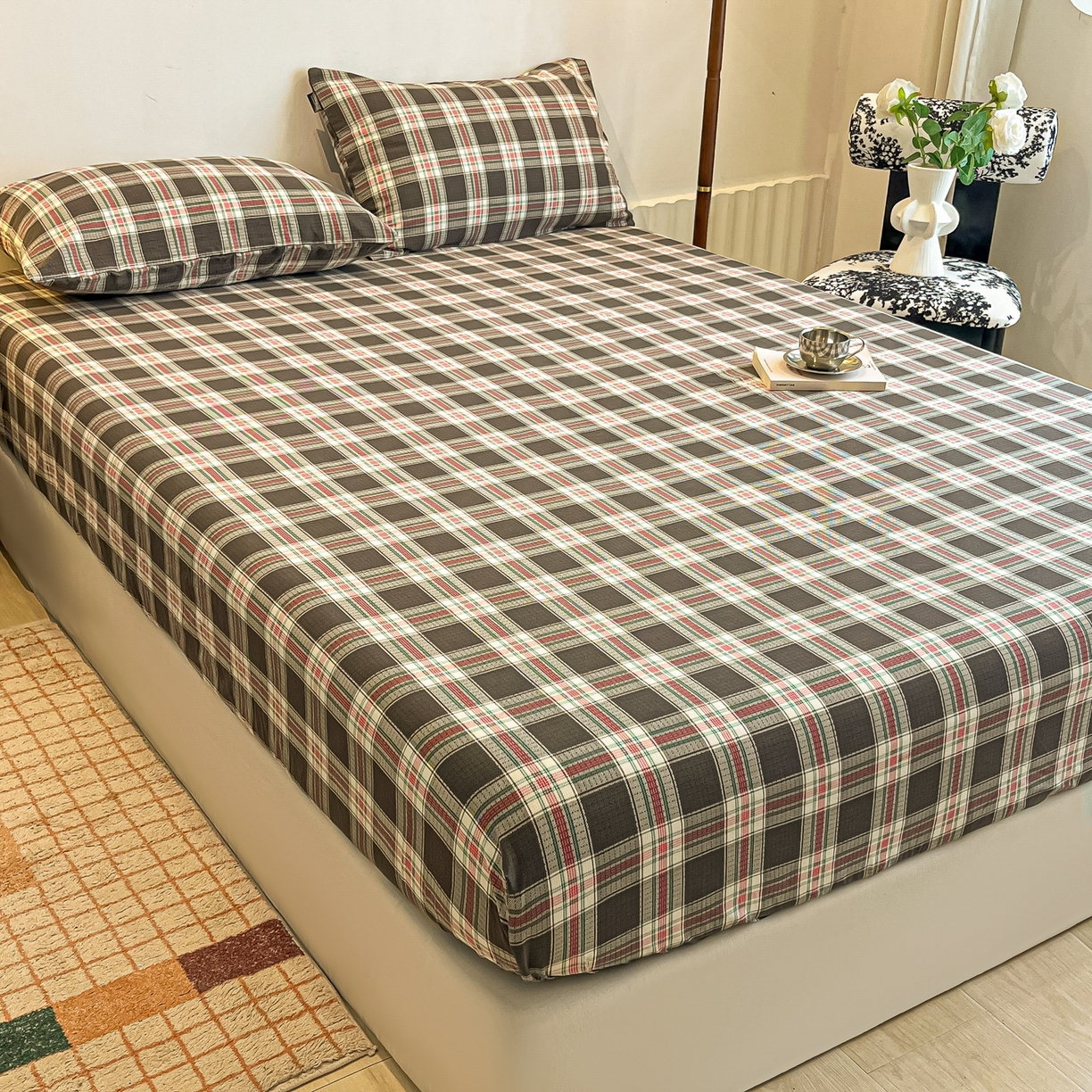 91家纺网 家纺一手货源 找家纺 多乐家纺 2025新款韩系花卉加厚舒柔棉印花单床笠 床笠三件套 山野红