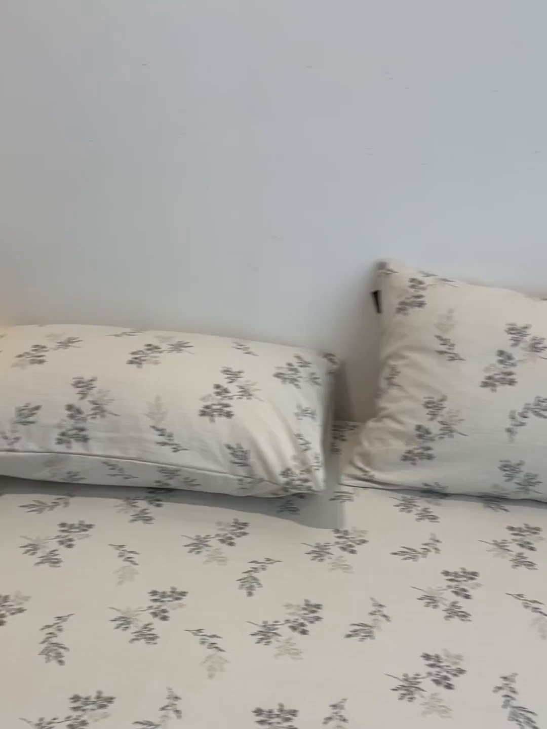 91家纺网 家纺一手货源 找家纺 多乐家纺 2025新款韩系花卉加厚舒柔棉印花单床笠 床笠三件套 南城旧事