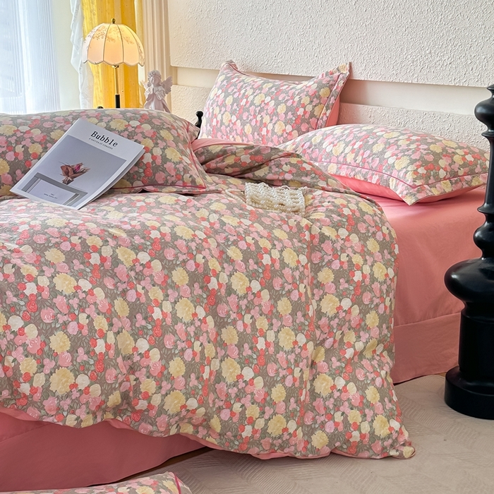 91家纺网 家纺一手货源 找家纺 可思家纺 2025新款小布袋时尚印花水洗棉四件套 暖禾集