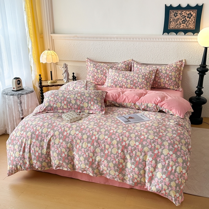 91家纺网 家纺一手货源 找家纺 可思家纺 2025新款小布袋时尚印花水洗棉四件套 暖禾集