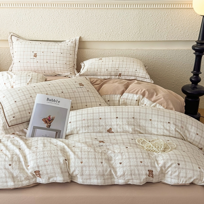 91家纺网 家纺一手货源 找家纺 可思家纺 2025新款小布袋时尚印花水洗棉四件套 月絮年