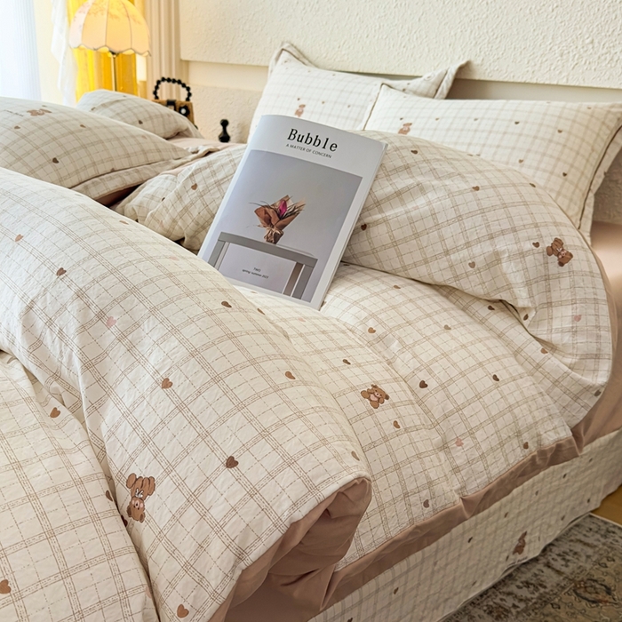 91家纺网 家纺一手货源 找家纺 可思家纺 2025新款小布袋时尚印花水洗棉四件套 月絮年