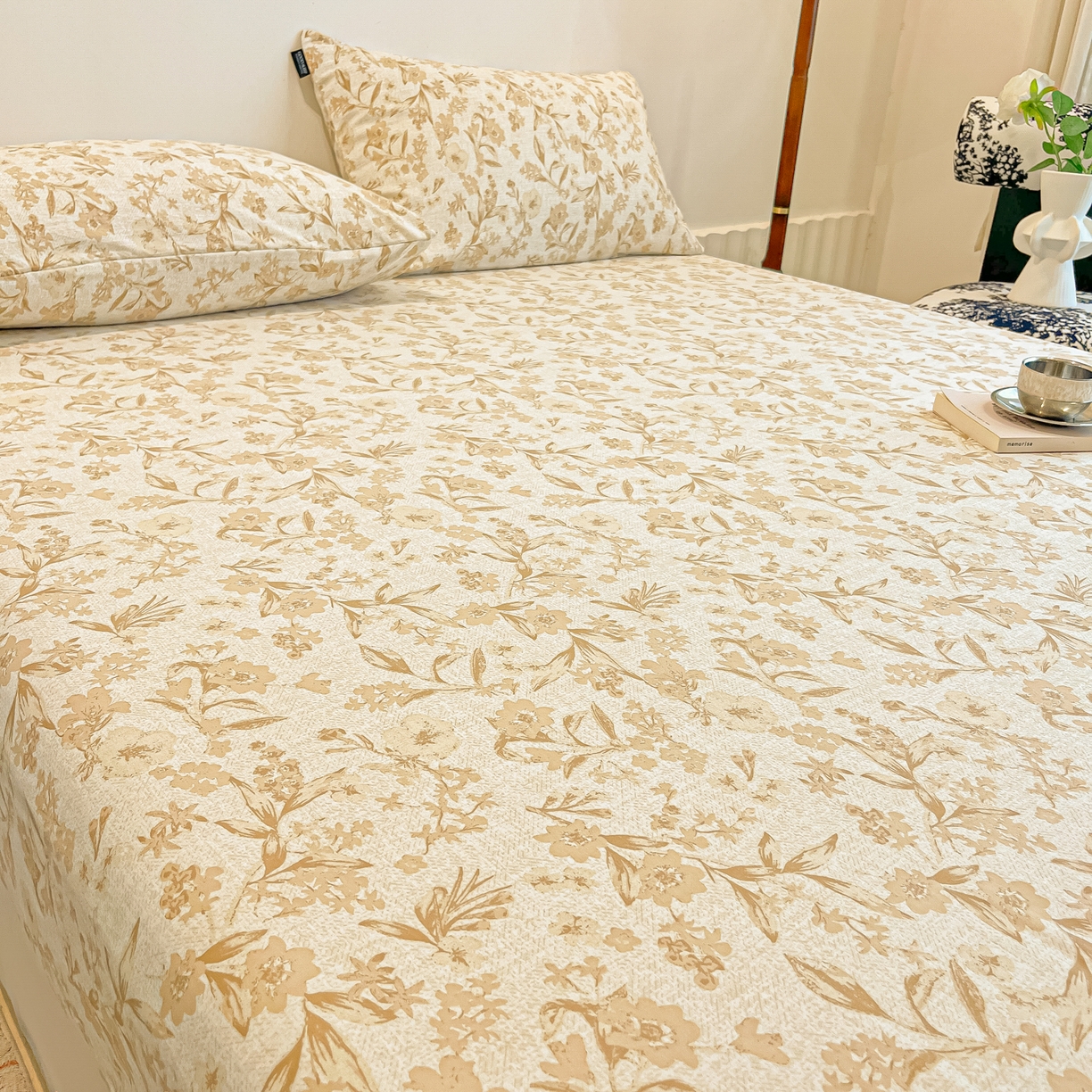 91家纺网 家纺一手货源 找家纺 （总）多乐家纺 2025新款韩系花卉加厚舒柔棉印花单床笠 床笠三件套