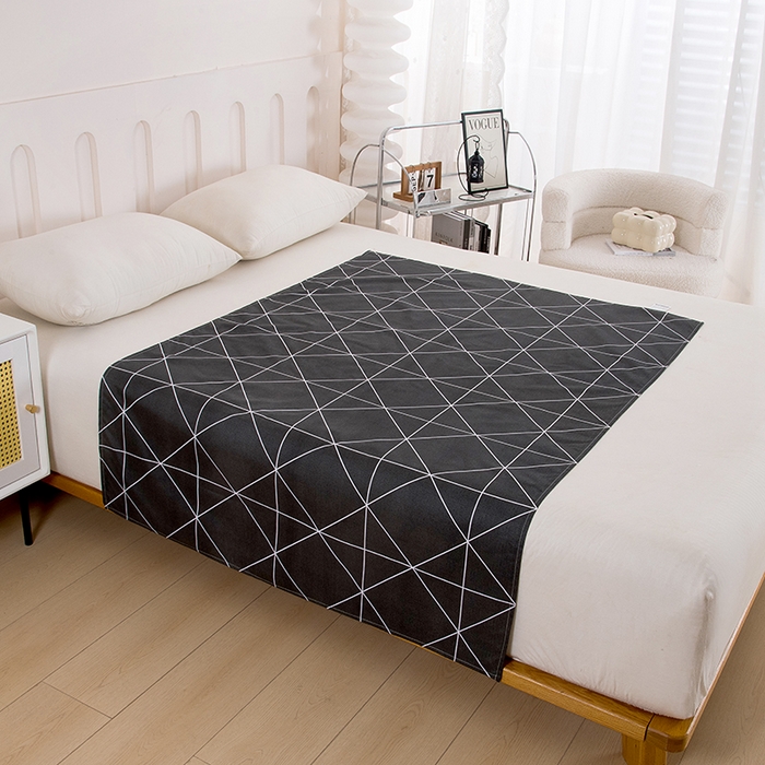 91家纺网 家纺一手货源 找家纺 茗婷家纺 2025新款老人宝宝防水隔尿垫床单供跨境外贸亚马逊 几何三角