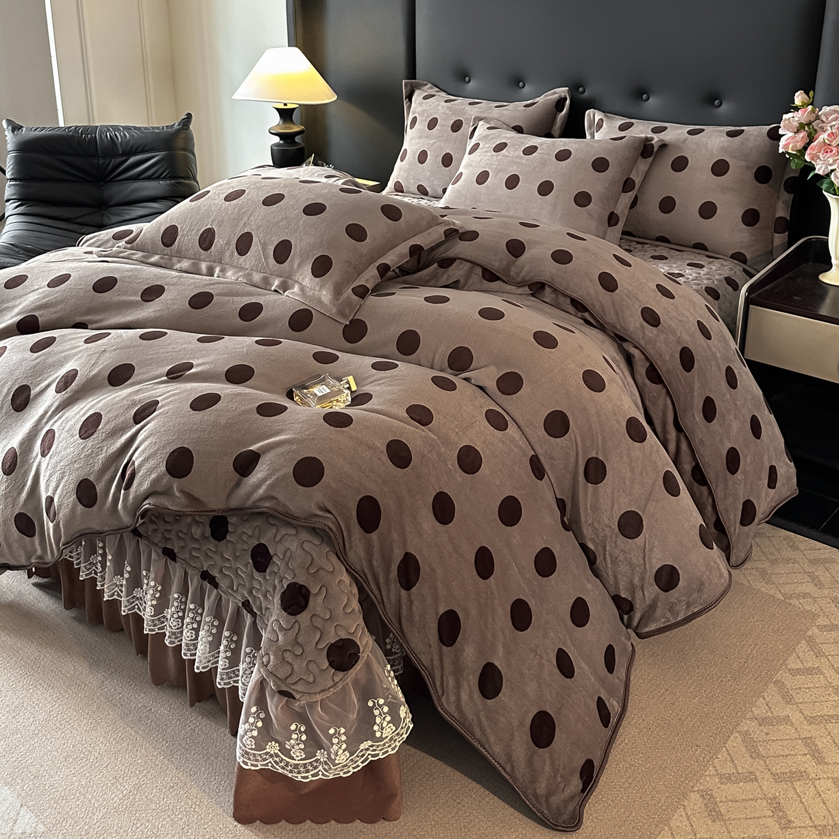 91家纺网 家纺一手货源 找家纺 （总）凤杰家纺 2025新款加厚牛奶绒床盖四件套