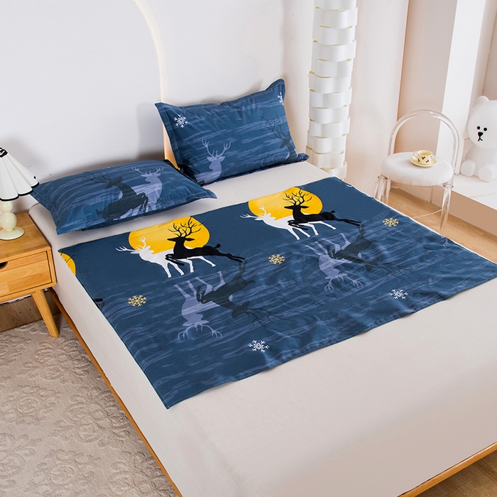 91家纺网 家纺一手货源 找家纺 茗婷家纺 2025新款老人宝宝防水隔尿垫床单供跨境外贸亚马逊 月影麋鹿