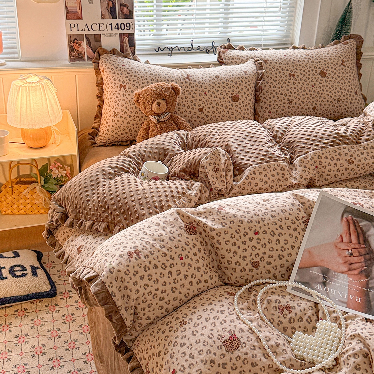 黛馨 2025秋冬新款棉加绒全棉双层纱宝宝绒工艺款花边四件套-花边款 豹纹蝴蝶（咖）-花边款