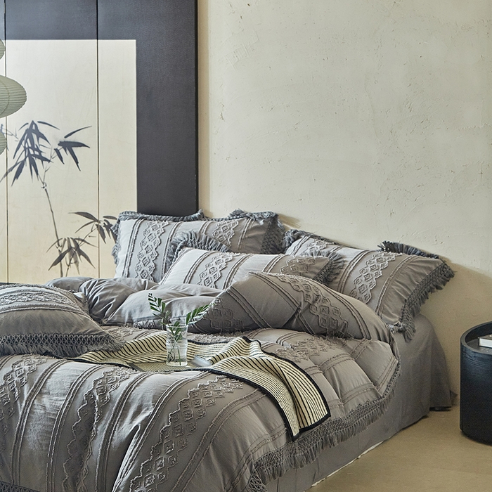 91家纺网 家纺一手货源 找家纺 缘生活 2025新款立体剪花流苏四件套 四季通用-新增花型 剪花巴洛克 流苏+烟灰