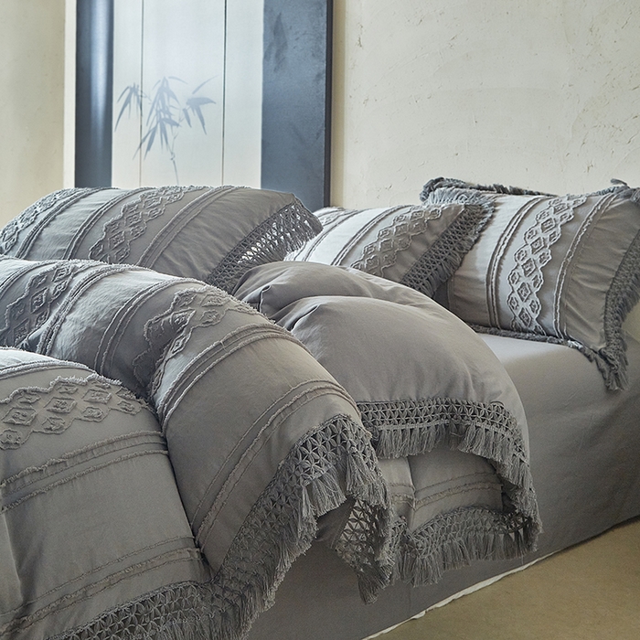 91家纺网 家纺一手货源 找家纺 缘生活 2025新款立体剪花流苏四件套 四季通用-新增花型 剪花巴洛克 流苏+烟灰