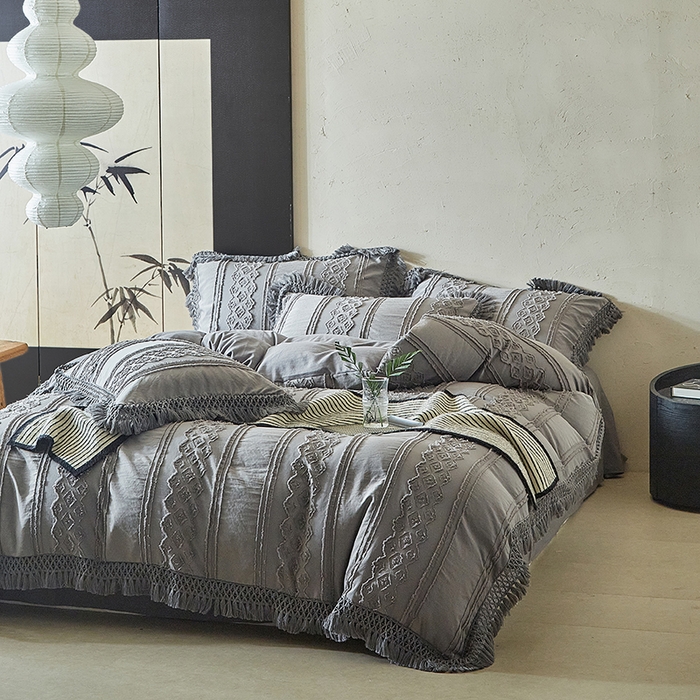 91家纺网 家纺一手货源 找家纺 缘生活 2025新款立体剪花流苏四件套 四季通用-新增花型 剪花巴洛克 流苏+烟灰